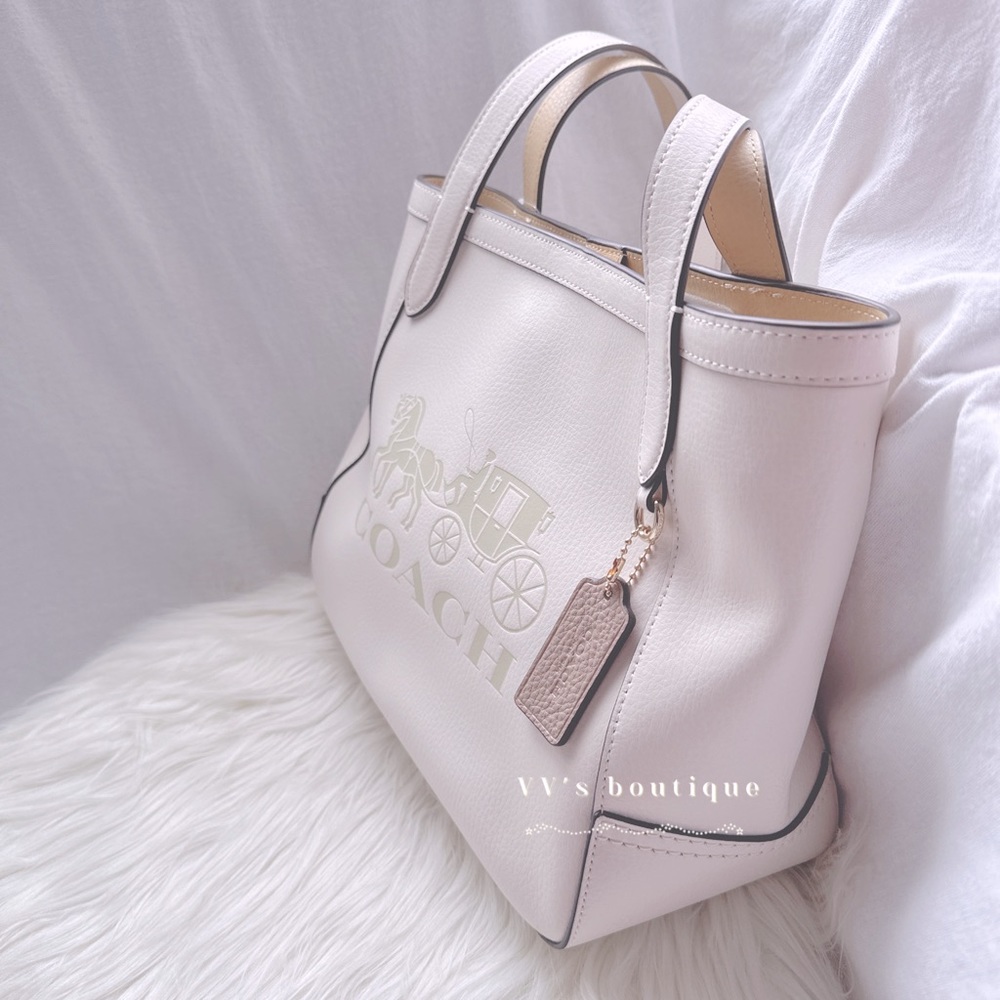NWT Coach Tote 27 With Horse And Carriage Chalk Vanilla Cream C4062 RARE FIND - Picture 3 of 10